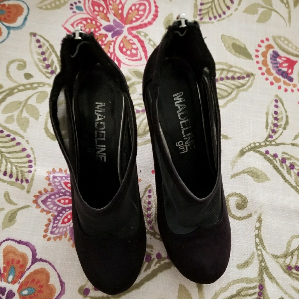 Black suede heels